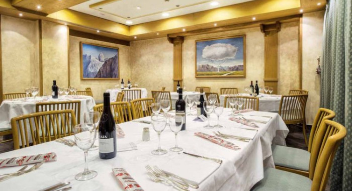 Sertorelli Sport Hotel, Cervinia ski chalet, image 6